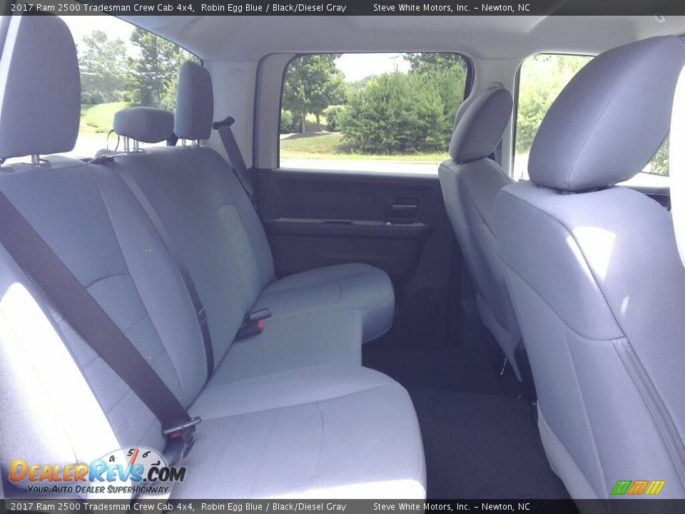 2017 Ram 2500 Tradesman Crew Cab 4x4 Robin Egg Blue / Black/Diesel Gray Photo #13