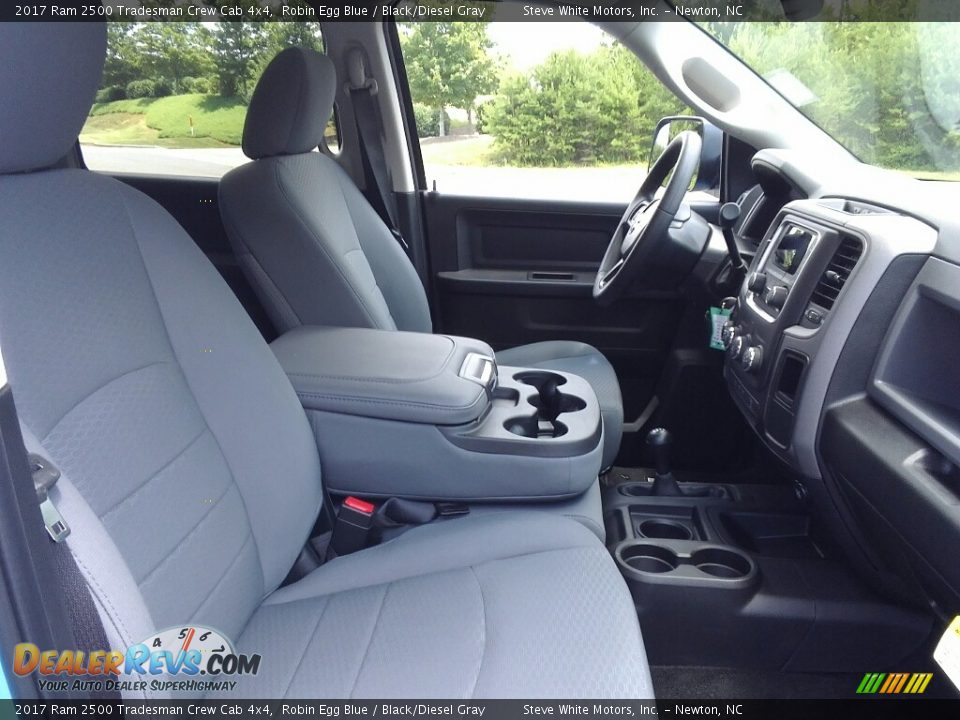 2017 Ram 2500 Tradesman Crew Cab 4x4 Robin Egg Blue / Black/Diesel Gray Photo #14
