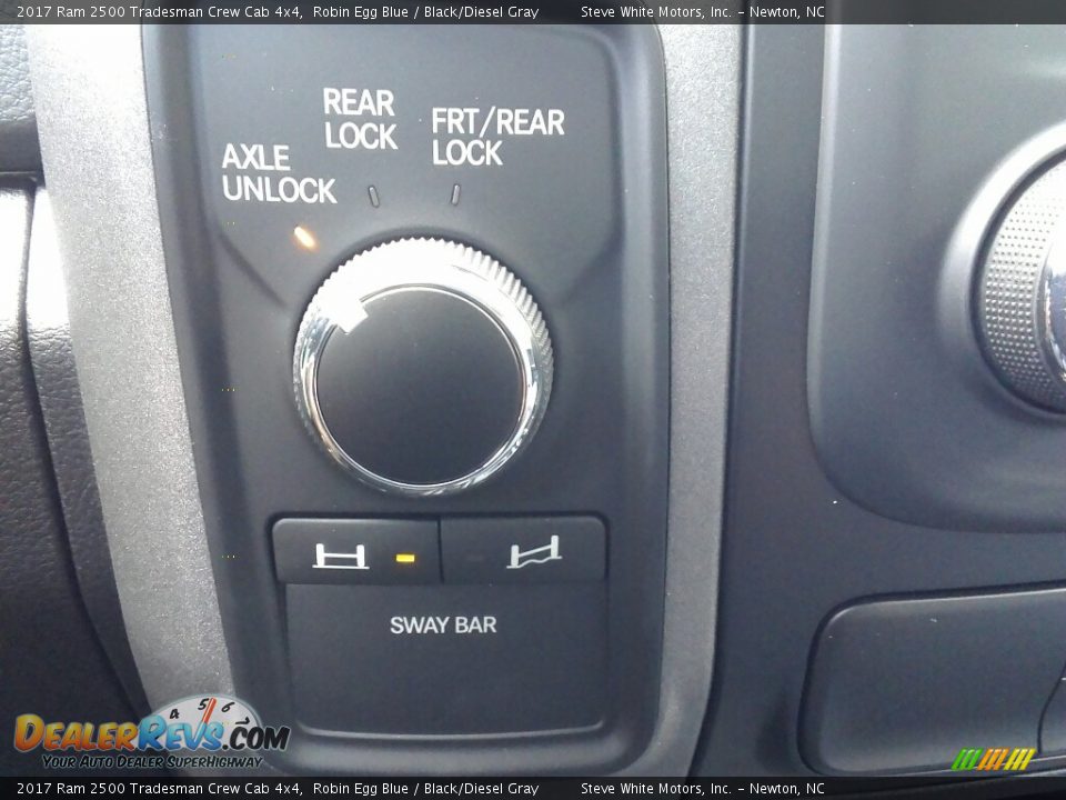 2017 Ram 2500 Tradesman Crew Cab 4x4 Robin Egg Blue / Black/Diesel Gray Photo #21