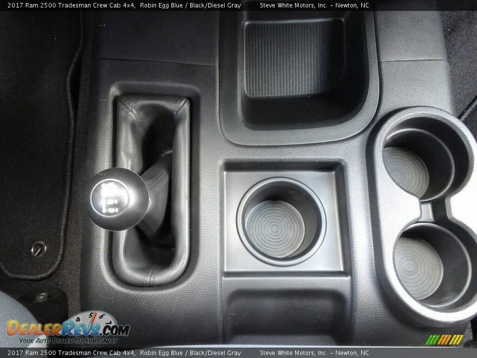 2017 Ram 2500 Tradesman Crew Cab 4x4 Robin Egg Blue / Black/Diesel Gray Photo #24