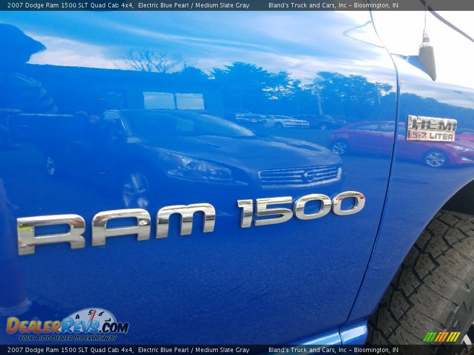2007 Dodge Ram 1500 SLT Quad Cab 4x4 Electric Blue Pearl / Medium Slate Gray Photo #9