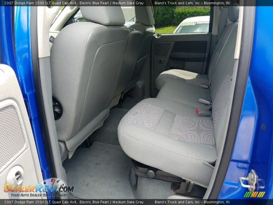 2007 Dodge Ram 1500 SLT Quad Cab 4x4 Electric Blue Pearl / Medium Slate Gray Photo #30