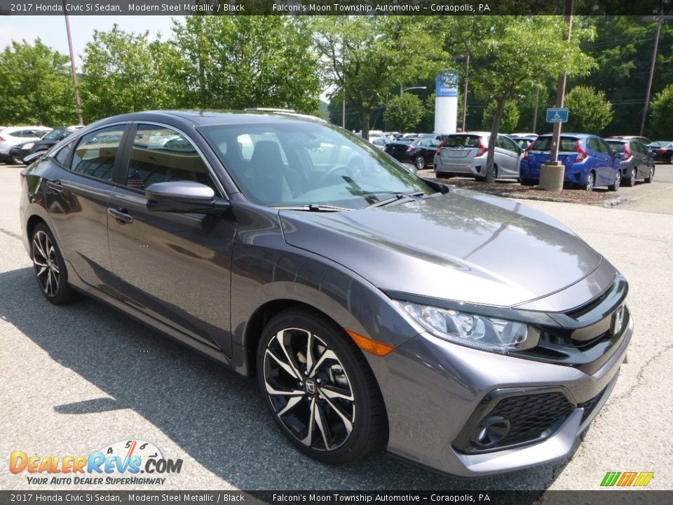 Front 3/4 View of 2017 Honda Civic Si Sedan Photo #5