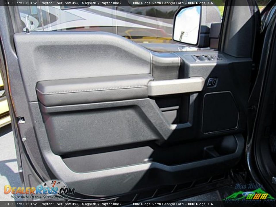 2017 Ford F150 SVT Raptor SuperCrew 4x4 Magnetic / Raptor Black Photo #34