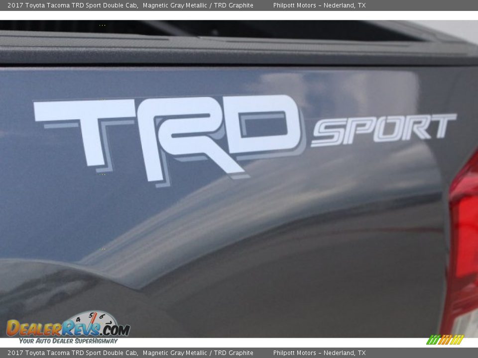 2017 Toyota Tacoma TRD Sport Double Cab Magnetic Gray Metallic / TRD Graphite Photo #9