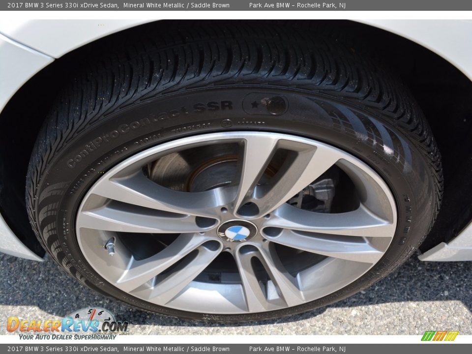 2017 BMW 3 Series 330i xDrive Sedan Mineral White Metallic / Saddle Brown Photo #33