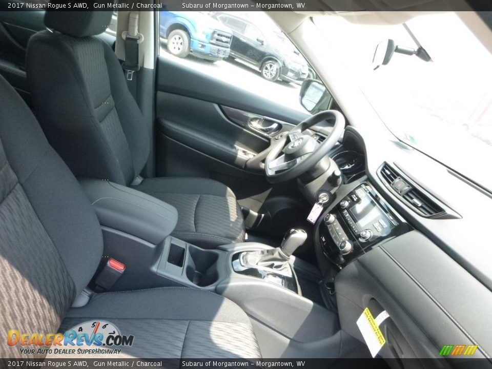 2017 Nissan Rogue S AWD Gun Metallic / Charcoal Photo #10
