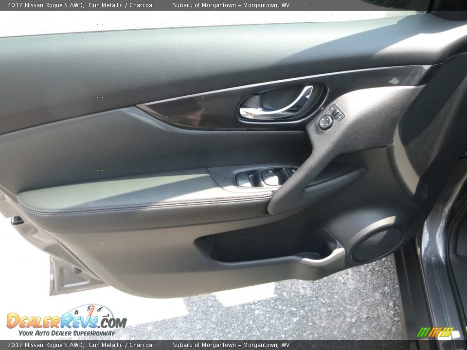 2017 Nissan Rogue S AWD Gun Metallic / Charcoal Photo #13