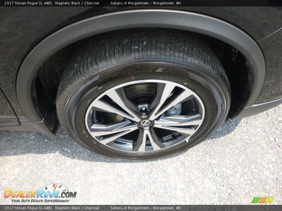 2017 Nissan Rogue SL AWD Magnetic Black / Charcoal Photo #2