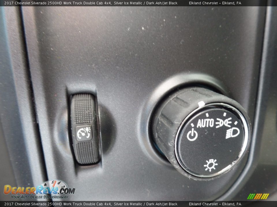 2017 Chevrolet Silverado 2500HD Work Truck Double Cab 4x4 Silver Ice Metallic / Dark Ash/Jet Black Photo #21