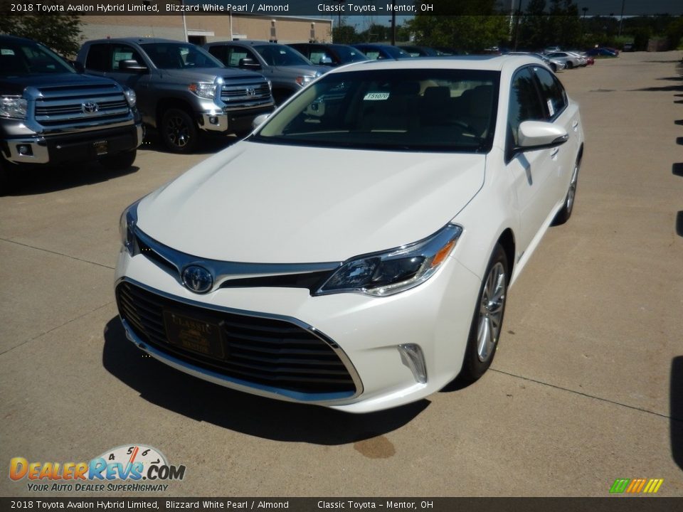 2018 Toyota Avalon Hybrid Limited Blizzard White Pearl / Almond Photo #1