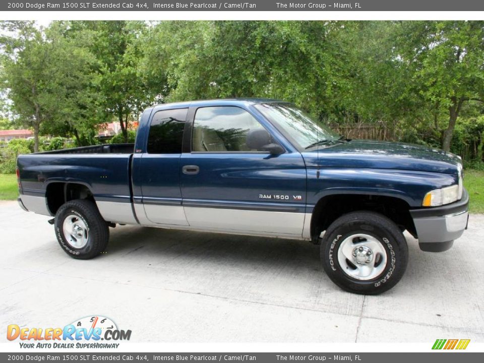 2000 Dodge Ram 1500 SLT Extended Cab 4x4 Intense Blue Pearlcoat / Camel/Tan Photo #8