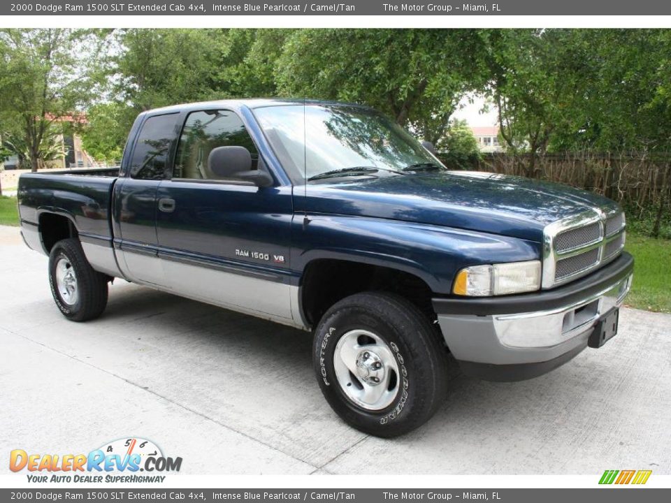 2000 Dodge Ram 1500 SLT Extended Cab 4x4 Intense Blue Pearlcoat / Camel/Tan Photo #9