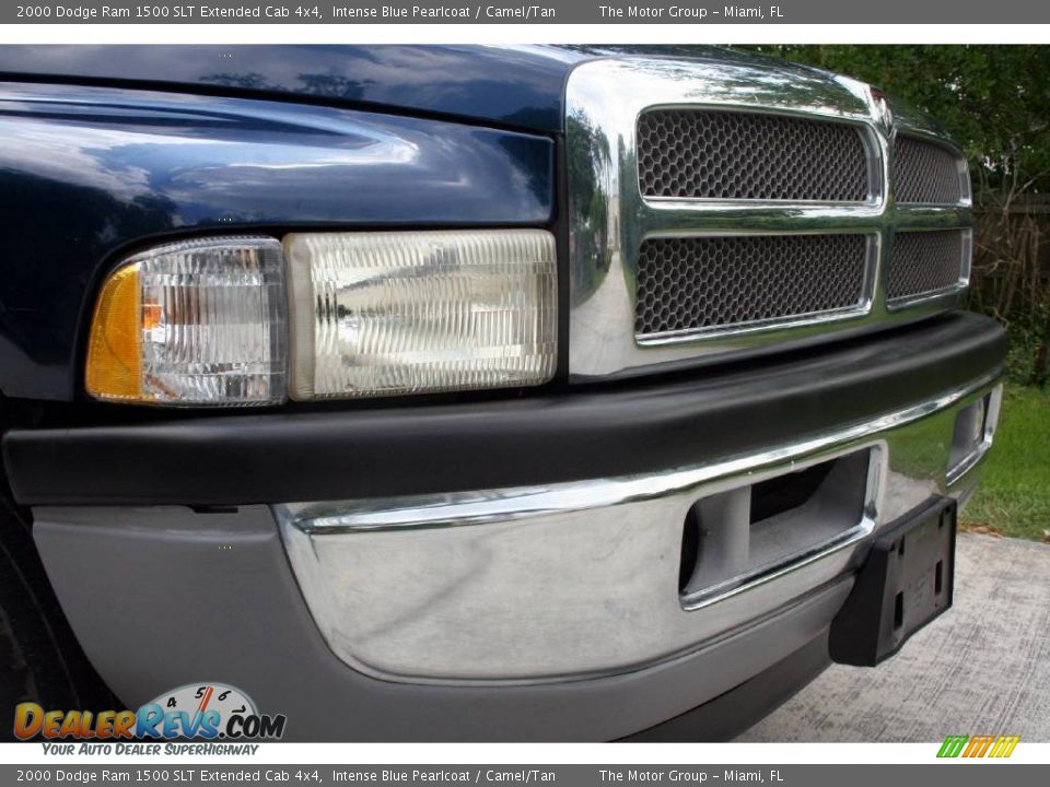 2000 Dodge Ram 1500 SLT Extended Cab 4x4 Intense Blue Pearlcoat / Camel/Tan Photo #17