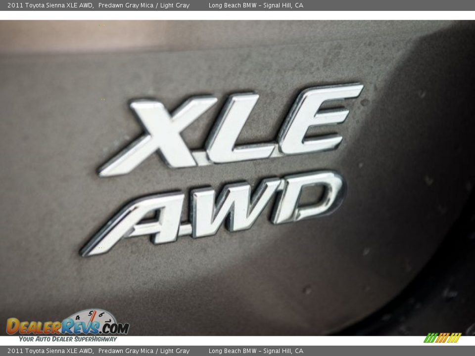 2011 Toyota Sienna XLE AWD Predawn Gray Mica / Light Gray Photo #7