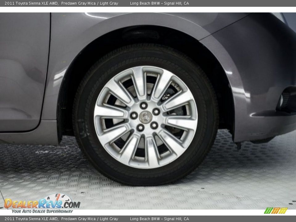 2011 Toyota Sienna XLE AWD Predawn Gray Mica / Light Gray Photo #8