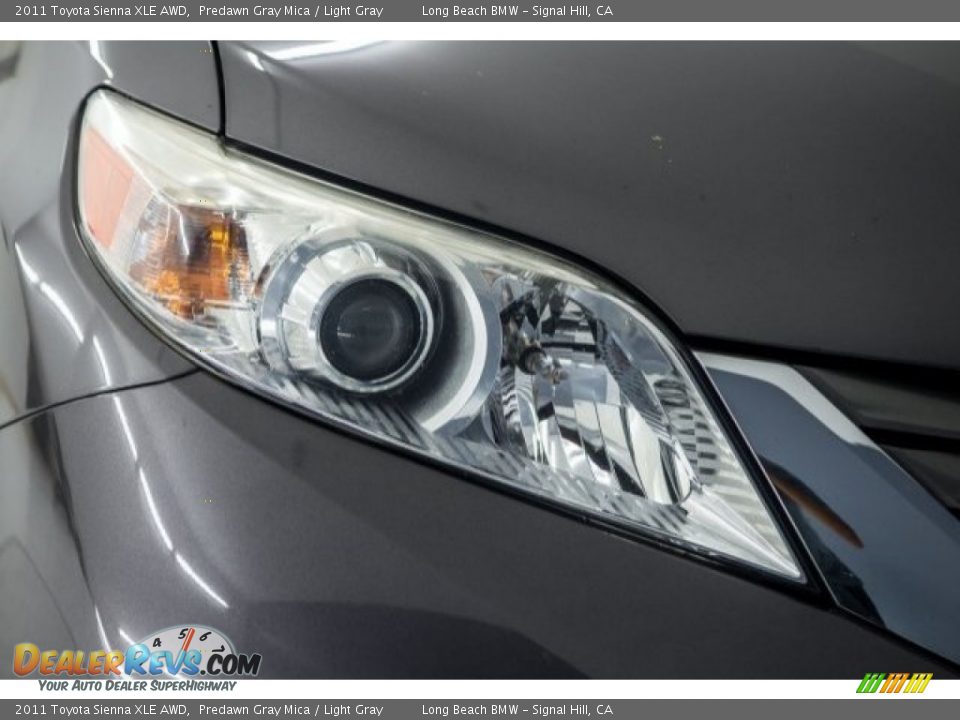 2011 Toyota Sienna XLE AWD Predawn Gray Mica / Light Gray Photo #20