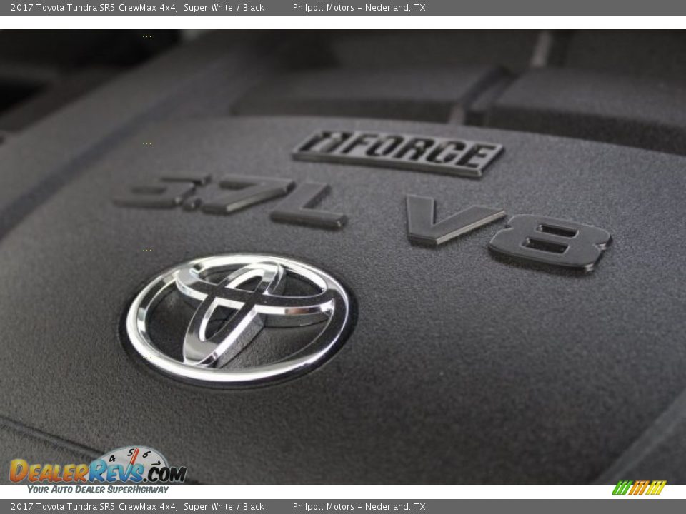 2017 Toyota Tundra SR5 CrewMax 4x4 Super White / Black Photo #32