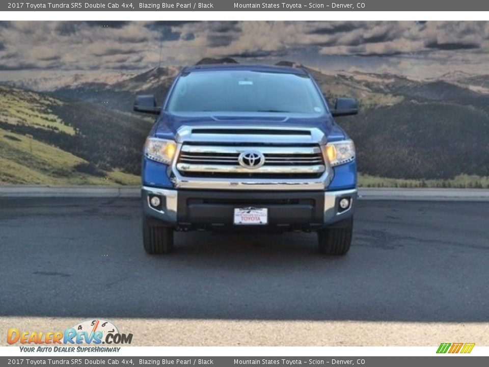 2017 Toyota Tundra SR5 Double Cab 4x4 Blazing Blue Pearl / Black Photo #2