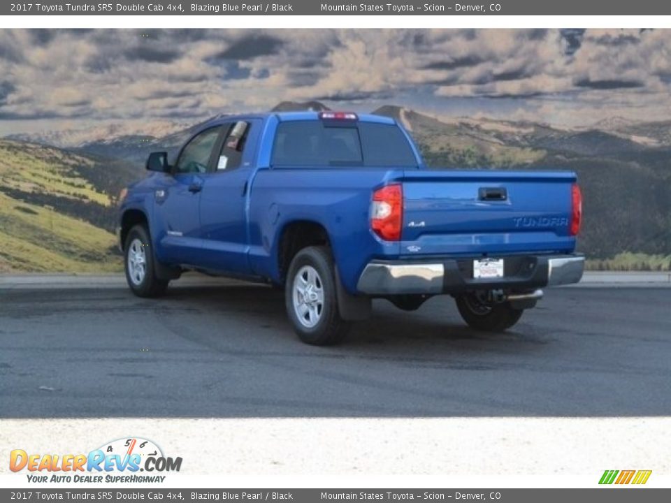 2017 Toyota Tundra SR5 Double Cab 4x4 Blazing Blue Pearl / Black Photo #3