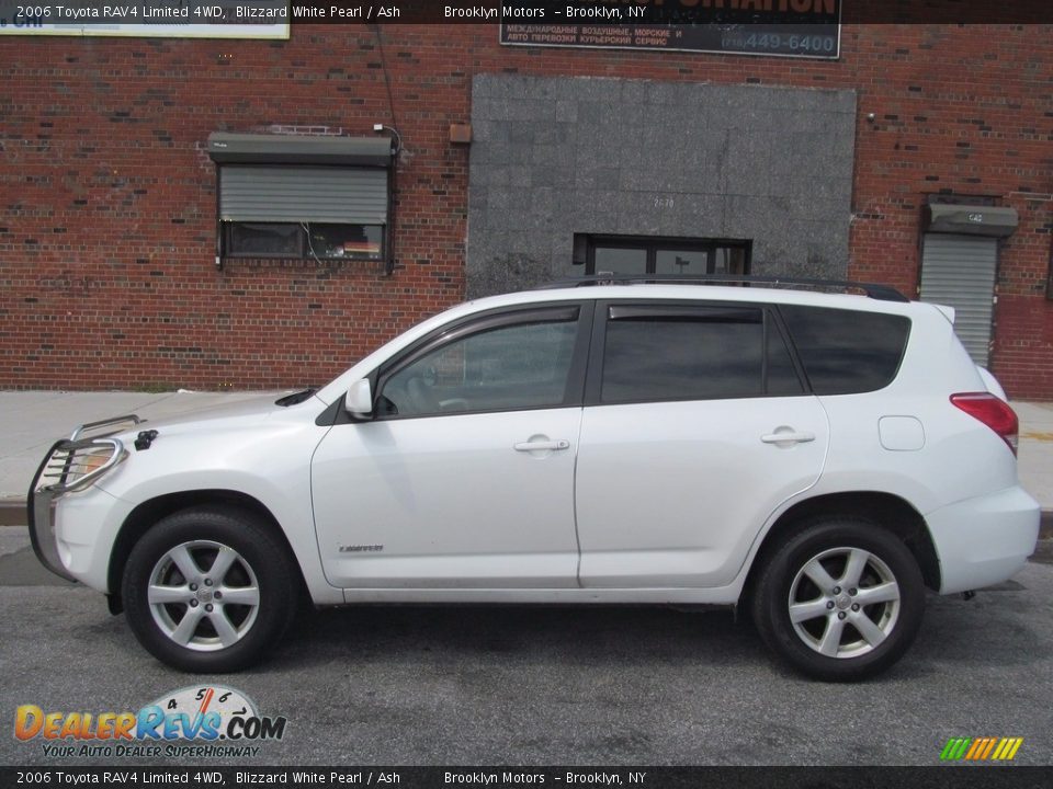 2006 Toyota RAV4 Limited 4WD Blizzard White Pearl / Ash Photo #13