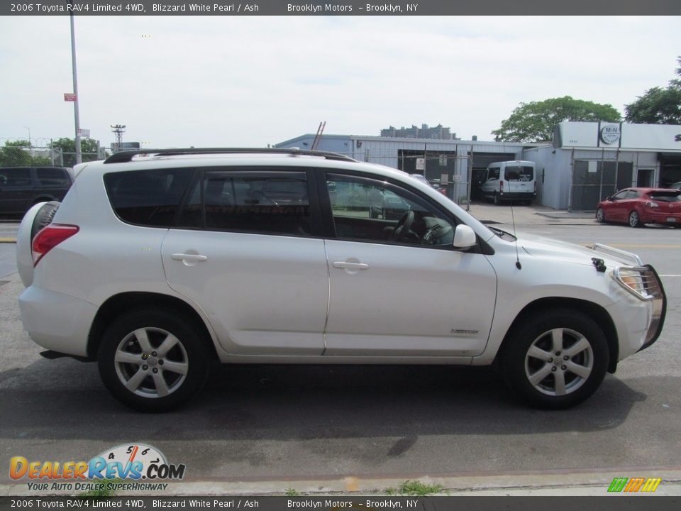 2006 Toyota RAV4 Limited 4WD Blizzard White Pearl / Ash Photo #14