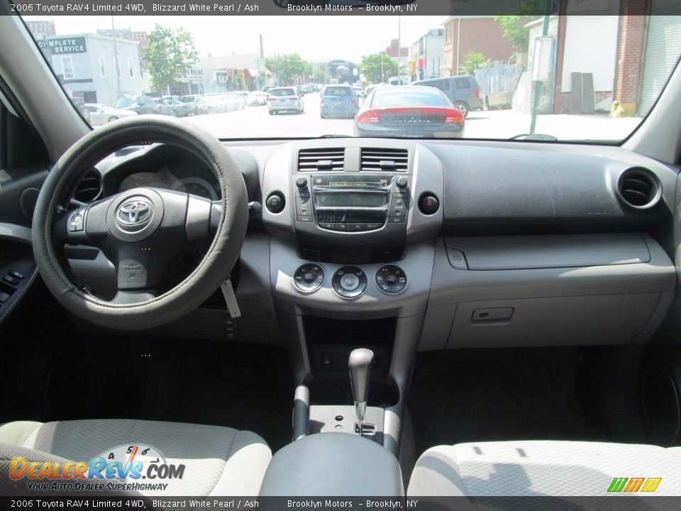 2006 Toyota RAV4 Limited 4WD Blizzard White Pearl / Ash Photo #19