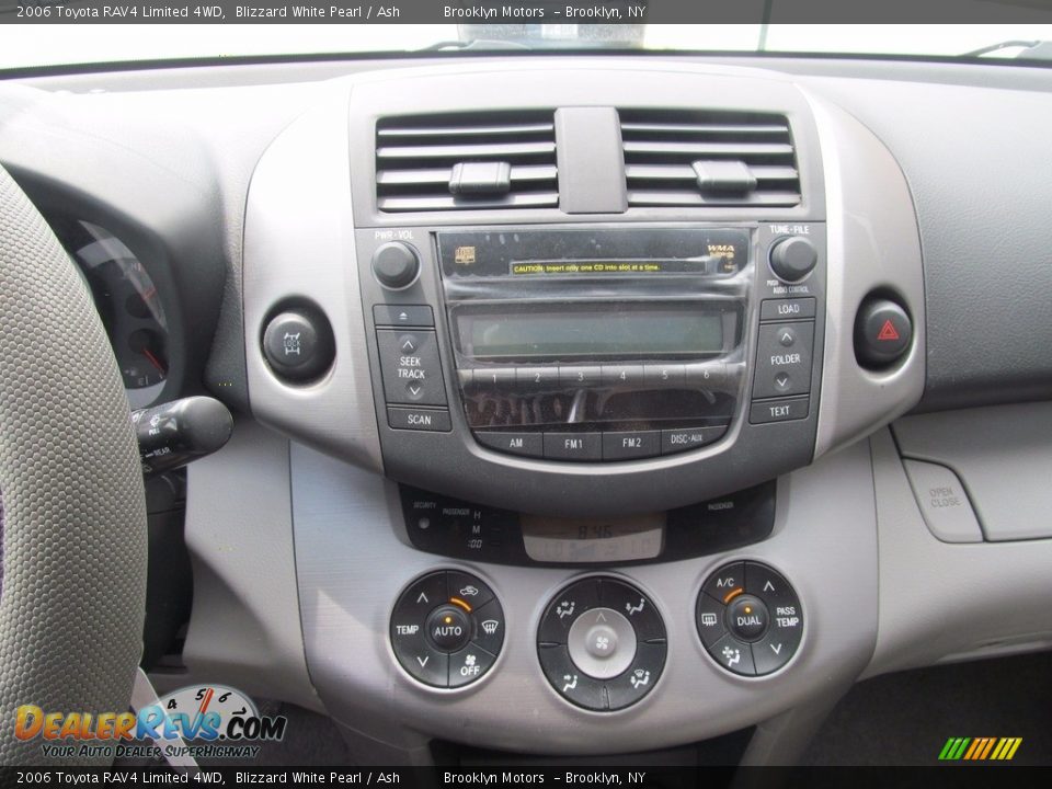 2006 Toyota RAV4 Limited 4WD Blizzard White Pearl / Ash Photo #21