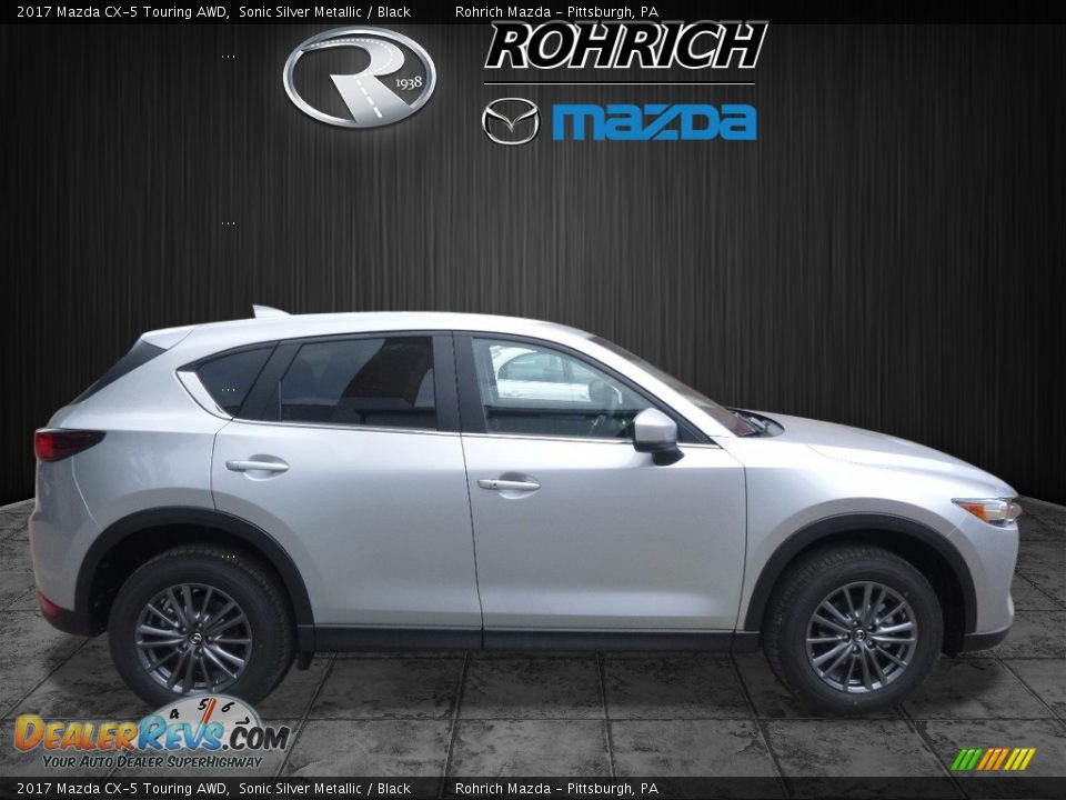 2017 Mazda CX-5 Touring AWD Sonic Silver Metallic / Black Photo #2