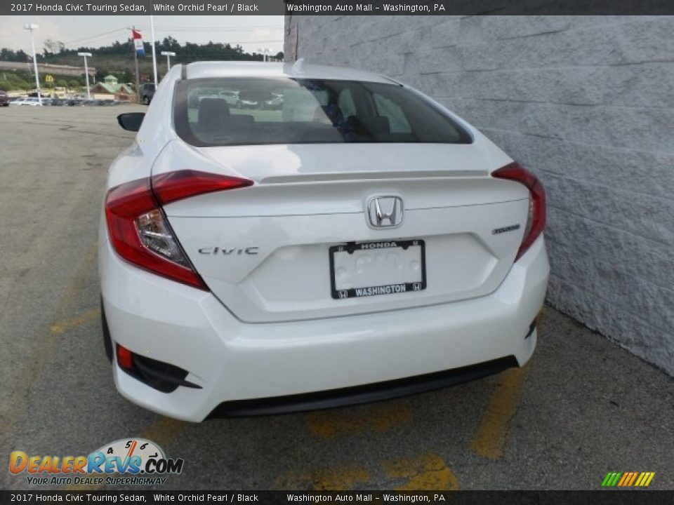 2017 Honda Civic Touring Sedan White Orchid Pearl / Black Photo #7