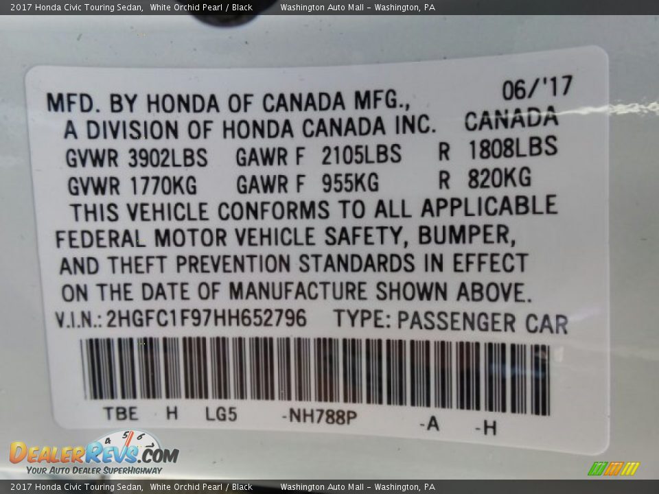 2017 Honda Civic Touring Sedan White Orchid Pearl / Black Photo #8