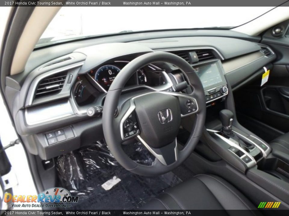 2017 Honda Civic Touring Sedan White Orchid Pearl / Black Photo #9