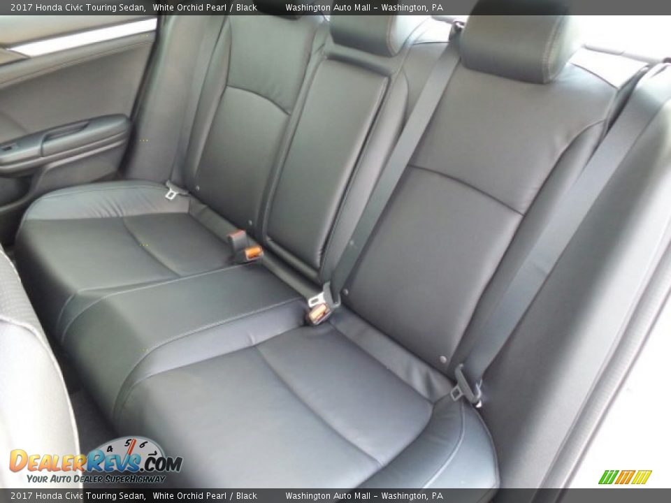 2017 Honda Civic Touring Sedan White Orchid Pearl / Black Photo #11