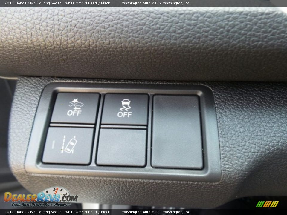 2017 Honda Civic Touring Sedan White Orchid Pearl / Black Photo #17