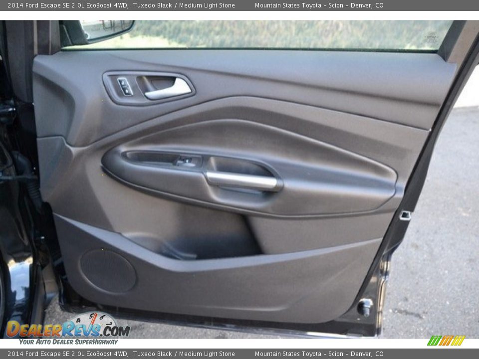2014 Ford Escape SE 2.0L EcoBoost 4WD Tuxedo Black / Medium Light Stone Photo #25