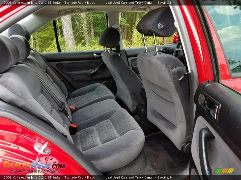 2003 Volkswagen Jetta GLS 1.8T Sedan Tornado Red / Black Photo #13