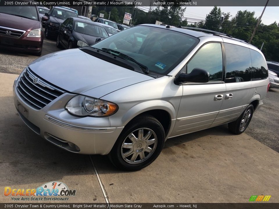 2005 Chrysler Town & Country Limited Bright Silver Metallic / Medium Slate Gray Photo #1