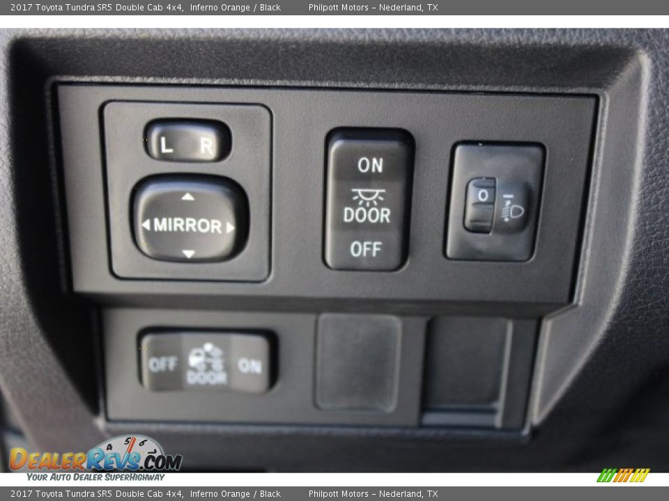 2017 Toyota Tundra SR5 Double Cab 4x4 Inferno Orange / Black Photo #23