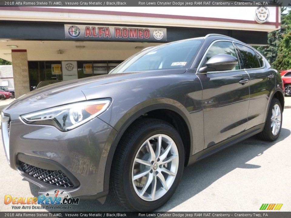 2018 Alfa Romeo Stelvio Ti AWD Vesuvio Gray Metallic / Black/Black Photo #2