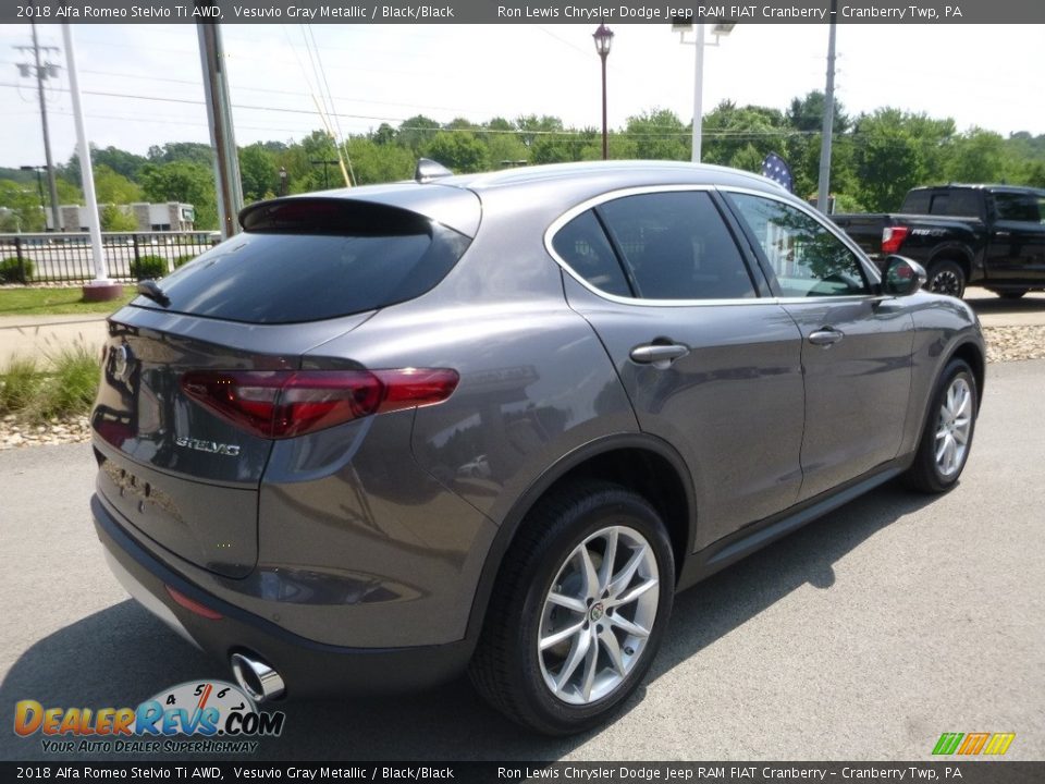 2018 Alfa Romeo Stelvio Ti AWD Vesuvio Gray Metallic / Black/Black Photo #7