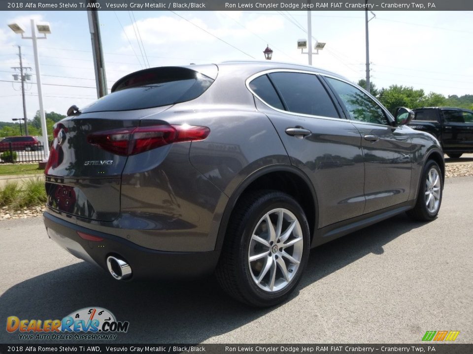 2018 Alfa Romeo Stelvio Ti AWD Vesuvio Gray Metallic / Black/Black Photo #8