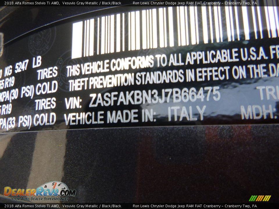 2018 Alfa Romeo Stelvio Ti AWD Vesuvio Gray Metallic / Black/Black Photo #21