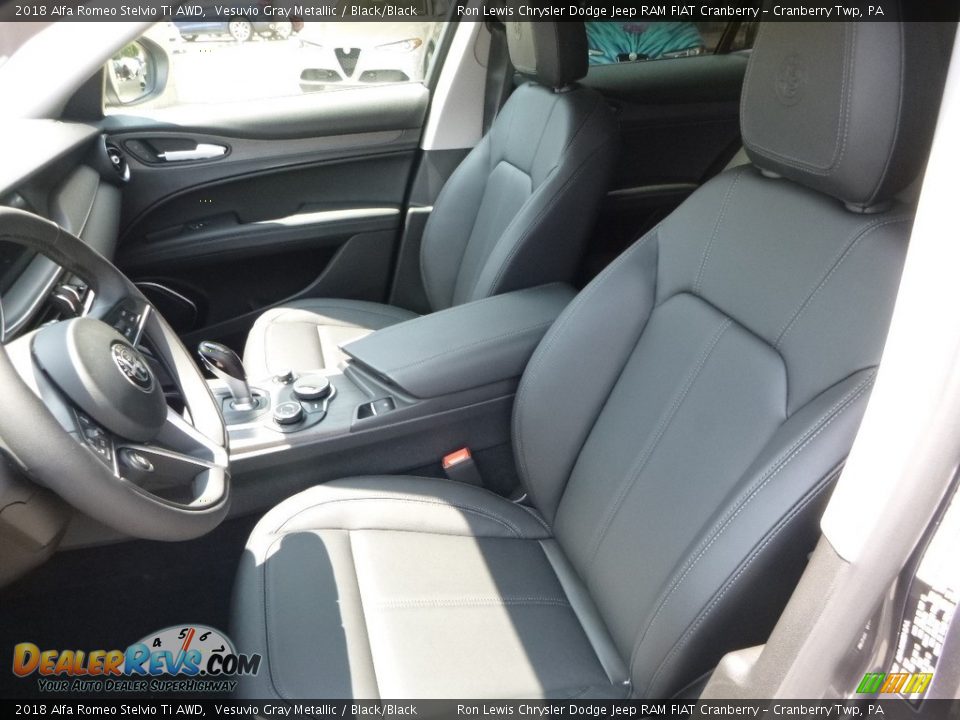 2018 Alfa Romeo Stelvio Ti AWD Vesuvio Gray Metallic / Black/Black Photo #22