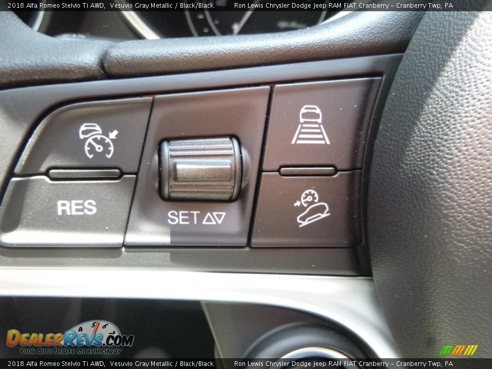 2018 Alfa Romeo Stelvio Ti AWD Vesuvio Gray Metallic / Black/Black Photo #29
