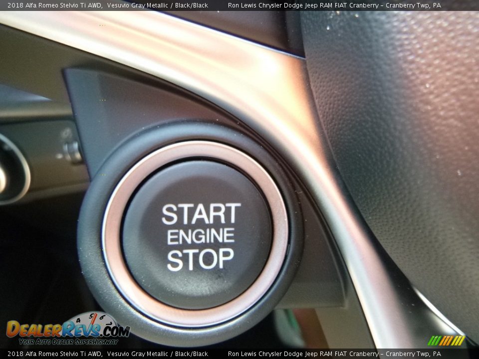 2018 Alfa Romeo Stelvio Ti AWD Vesuvio Gray Metallic / Black/Black Photo #30
