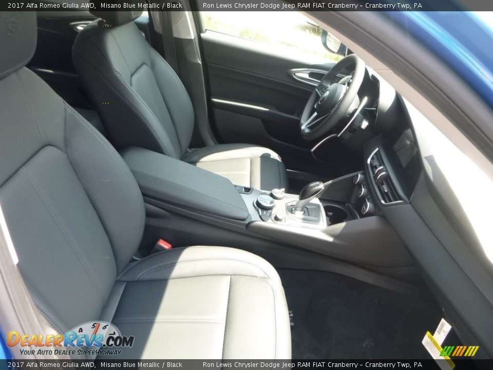 2017 Alfa Romeo Giulia AWD Misano Blue Metallic / Black Photo #15