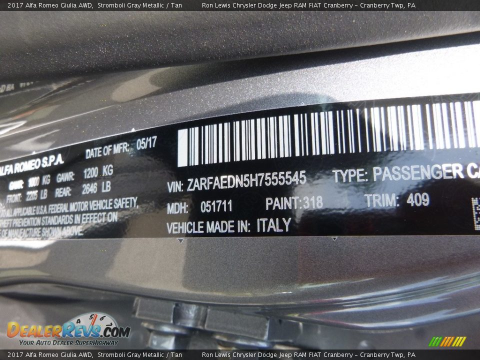 2017 Alfa Romeo Giulia AWD Stromboli Gray Metallic / Tan Photo #22