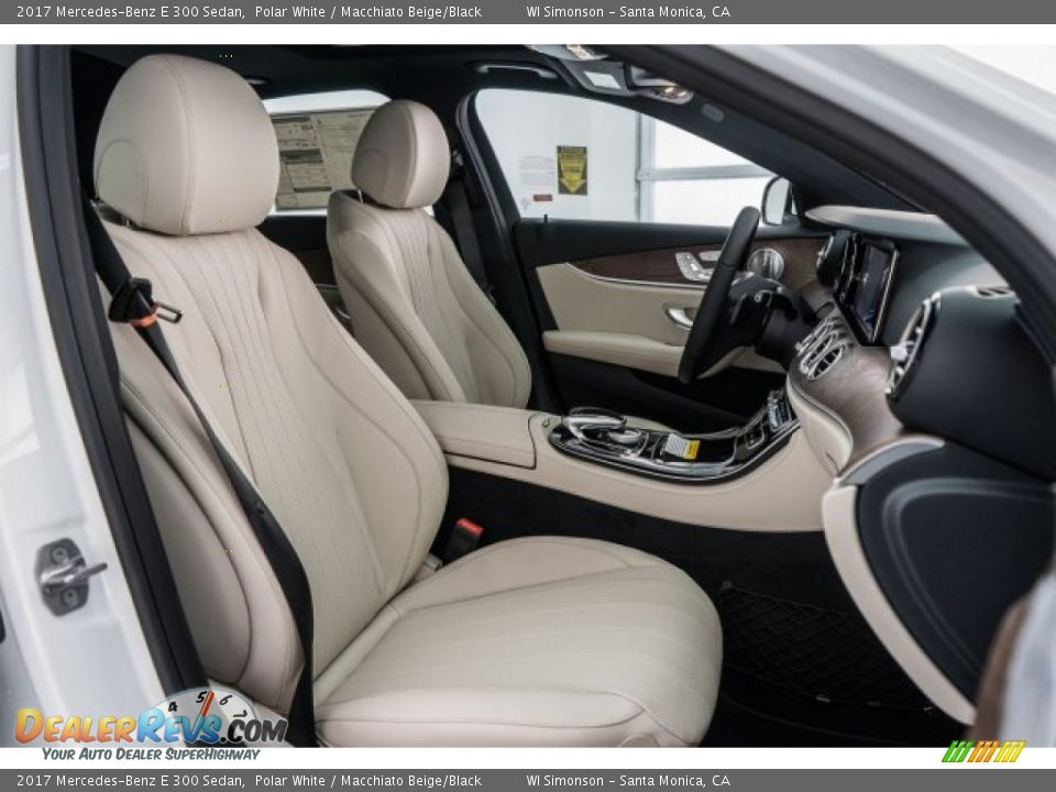 2017 Mercedes-Benz E 300 Sedan Polar White / Macchiato Beige/Black Photo #2