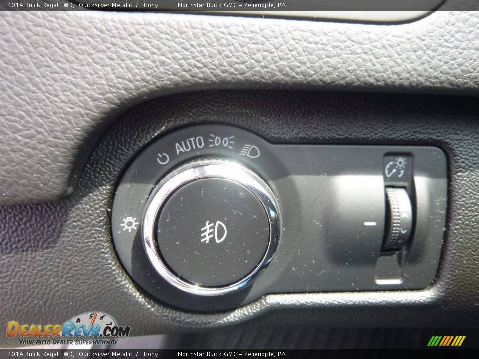2014 Buick Regal FWD Quicksilver Metallic / Ebony Photo #21