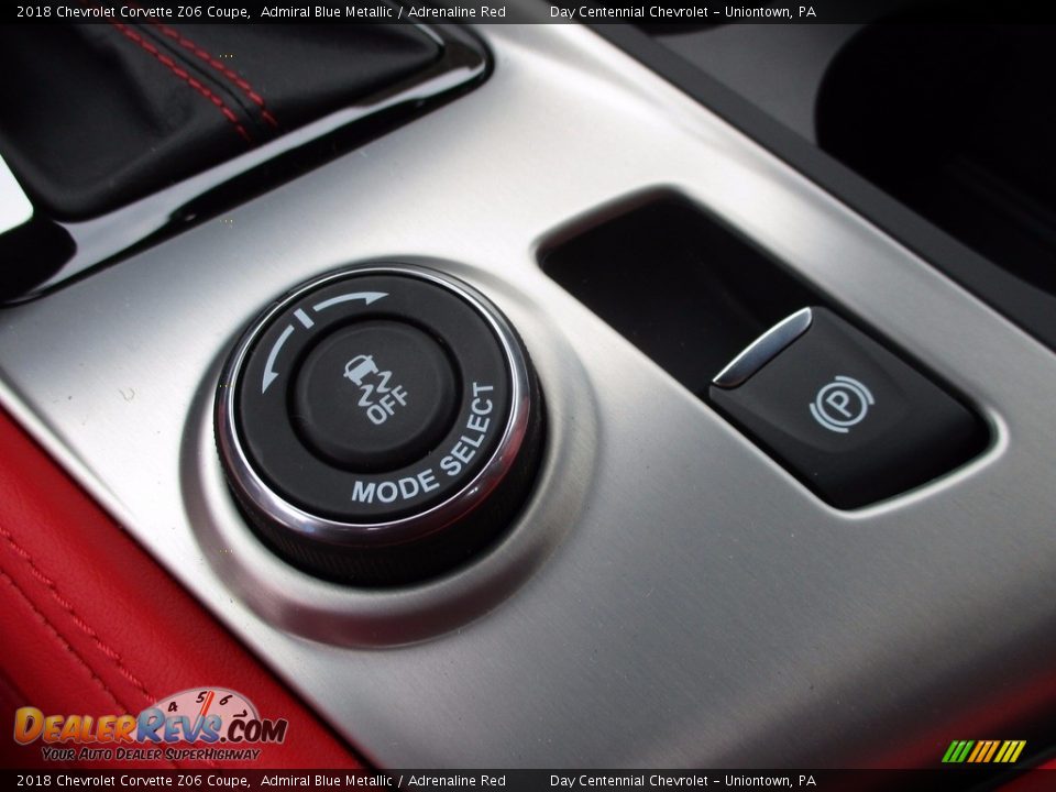 Controls of 2018 Chevrolet Corvette Z06 Coupe Photo #22